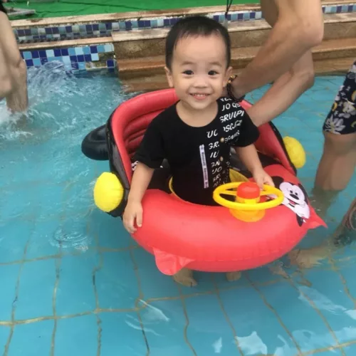 Bouée gonflable Mickey Mouse – Sécurité et fun pour enfants à la piscine – Idéal vacances d'été