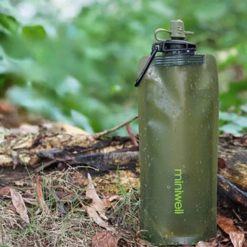 Bouteille d'eau pliable avec filtre – Hydratation pure partout – Écologique, légère et compacte pour le sport ou le voyage
