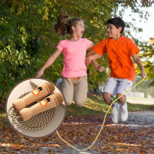 Corde à sauter enfant – Motricité, coordination et fun en plein air – Idéale dès 3 ans