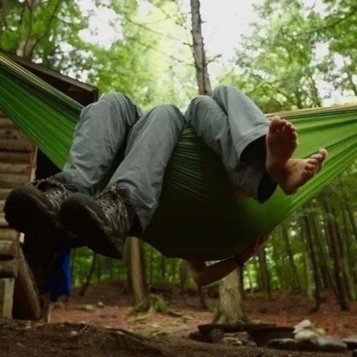 Hamac de camping transportable – Ultra léger et compact pour des nuits confortables en pleine nature