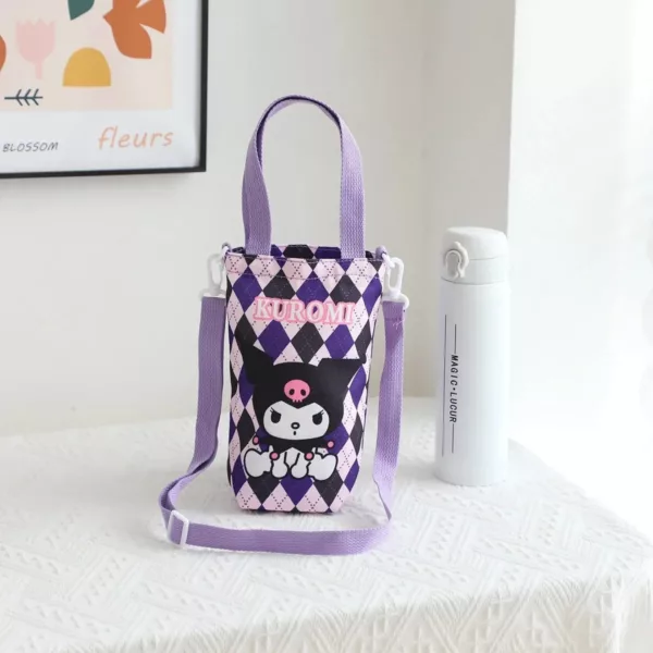 Pochette pour gourde enfant – Transport facile et propre à l’école ou en sortie – Tissu lavable et motifs ludiques