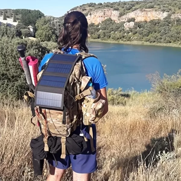 Support solaire recharge camping – Énergie gratuite en plein air, idéal pour bivouac et randonnées autonomes