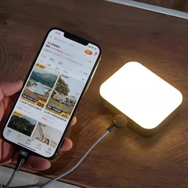 Lampe suspendue rechargeable pour camping – Éclairage LED puissant et nomade pour vos aventures en plein air – Image 4