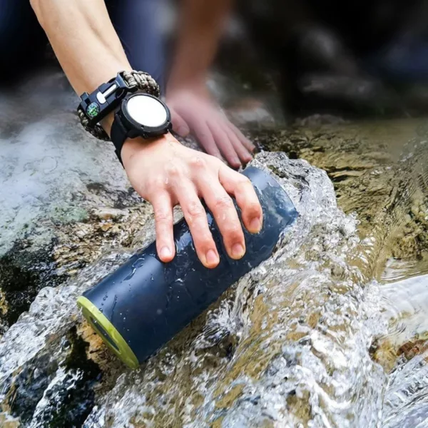 Gourde filtrante eau pour camping – Buvez une eau pure partout – Filtration instantanée en pleine nature – Image 3