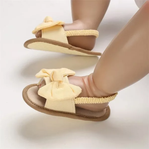 Chaussures bébé été en tissu léger – confort respirant pour pieds sensibles – parfaites pour les journées chaudes – Image 3