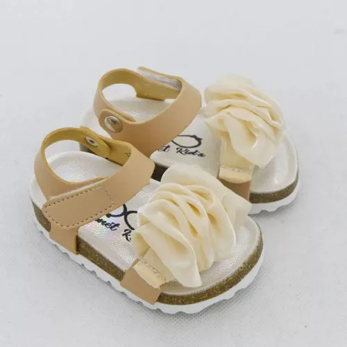 Chaussures ouvertes fille semelle anatomique