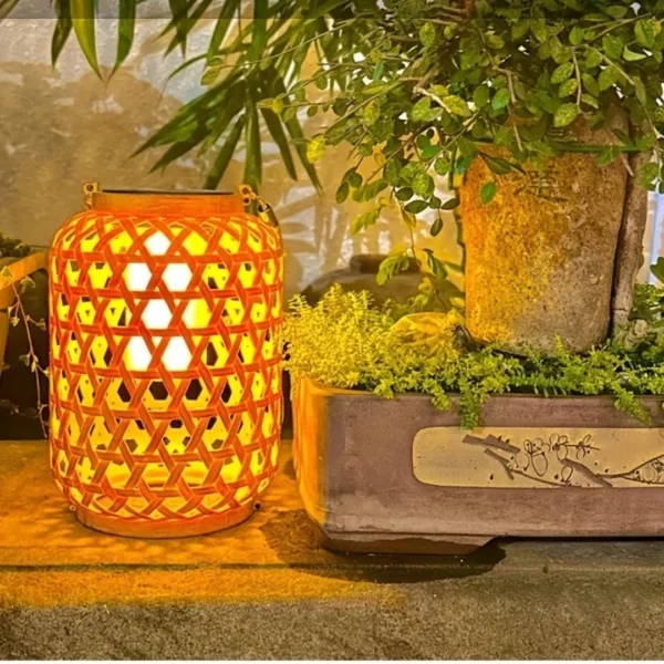 Lampe solaire extérieur en bambou – Image 2