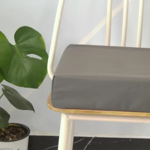 Coussin extérieur imperméable tissu recyclé – Confort durable et éco-responsable pour jardin ou terrasse