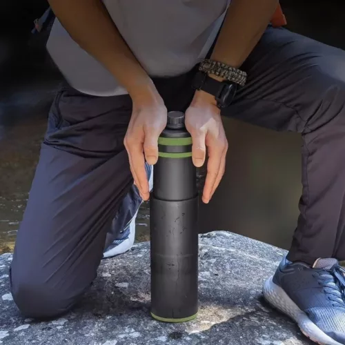 Gourde filtrante eau pour camping – Buvez une eau pure partout – Filtration instantanée en pleine nature