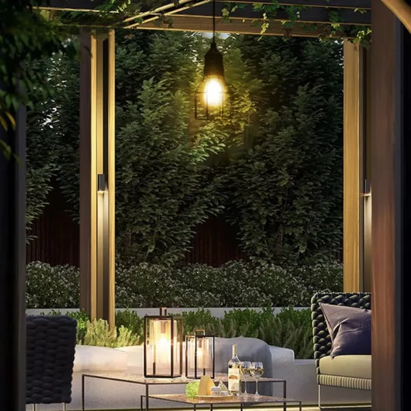 Lanterne solaire extérieure à suspendre – Ambiance chaleureuse et éclairage éco-responsable pour vos soirées jardin