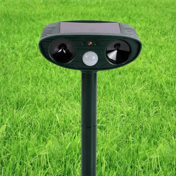 Répulsif chat à ultrasons extérieur solaire – Protège efficacement jardin et terrasse sans produits chimiques