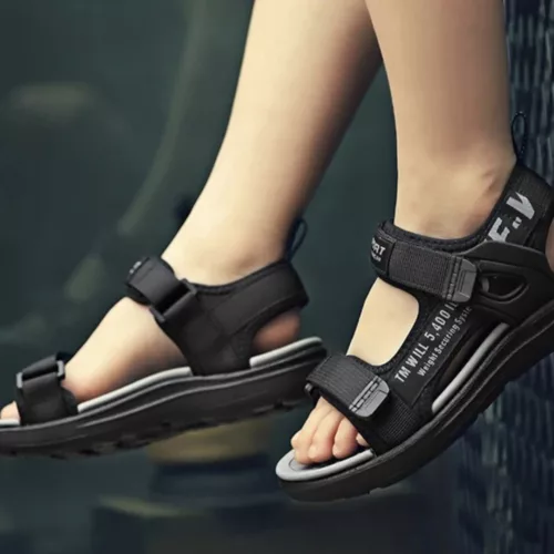 Sandales garçon semelle épaisse pour plage – confort anti-chocs, parfaites pour courir et jouer l’été