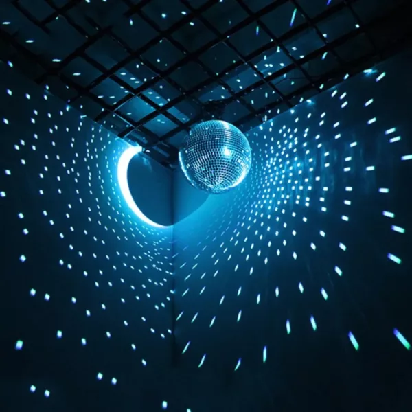 Boule disco suspendue motorisée extérieure – Image 6