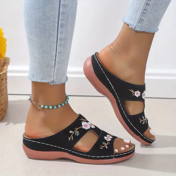 Sandales compensées femme broderie confort – Look bohème chic, marche ultra confortable été