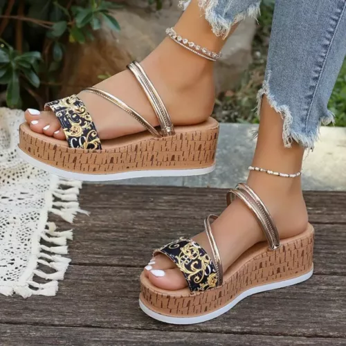 Sandales compensées femme été design