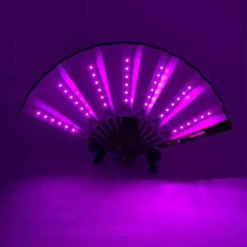 Ventilateur portable lumineux led pour fête – Accessoire fun et rafraîchissant pour soirées animées et festivals