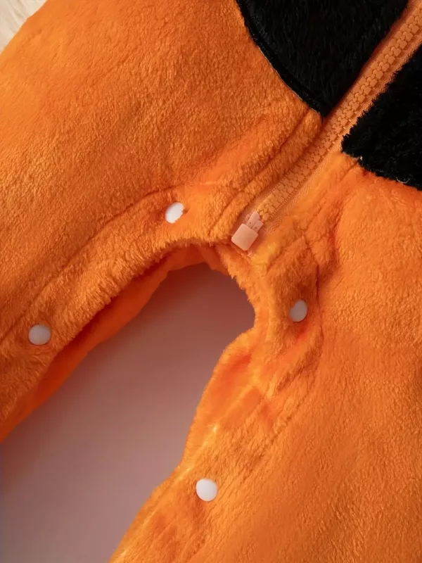 Combinaison bébé fille motif citrouille avec capuche et détails 3D festifs