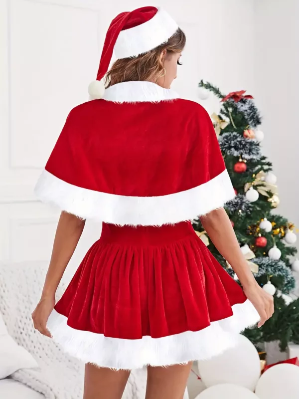 Lingerie de Noël femme – ensemble nuisette rouge avec cape en fourrure blanche