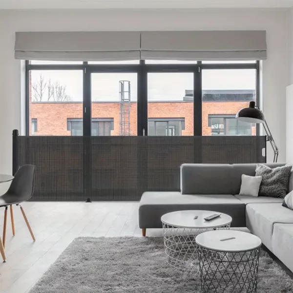 Barrière de sécurité extensible pour escalier et porte avec verrou de sécurité