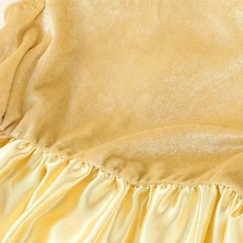 Déguisement princesse fille avec robe satinée et diadème doré inclus