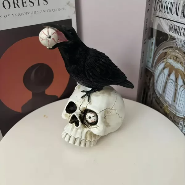 Décoration Halloween crâne avec corbeau – Effet réaliste pour ambiance macabre