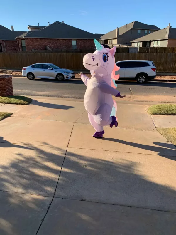 Costume gonflable licorne adulte avec capuche imprimée 3D – idéal fêtes et cosplay