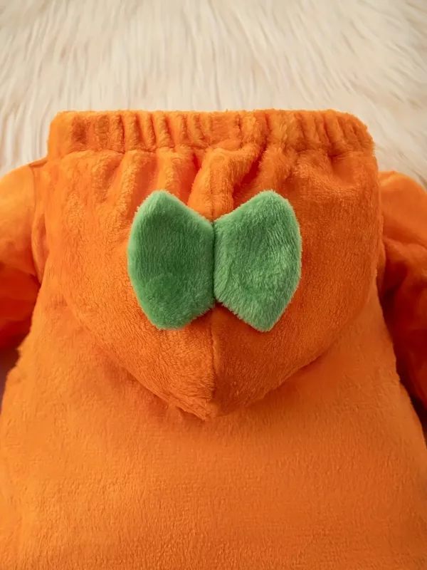 Combinaison bébé fille motif citrouille avec capuche et détails 3D festifs