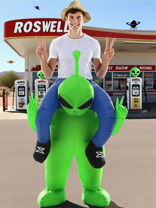 Déguisement gonflable alien avec humanoïde capturé – effet visuel réaliste