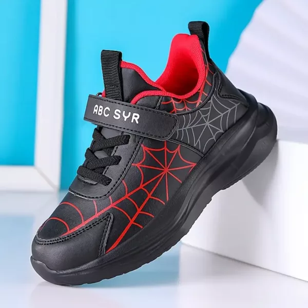 Baskets garçon motif toile d’araignée – sneakers légères sport et loisirs