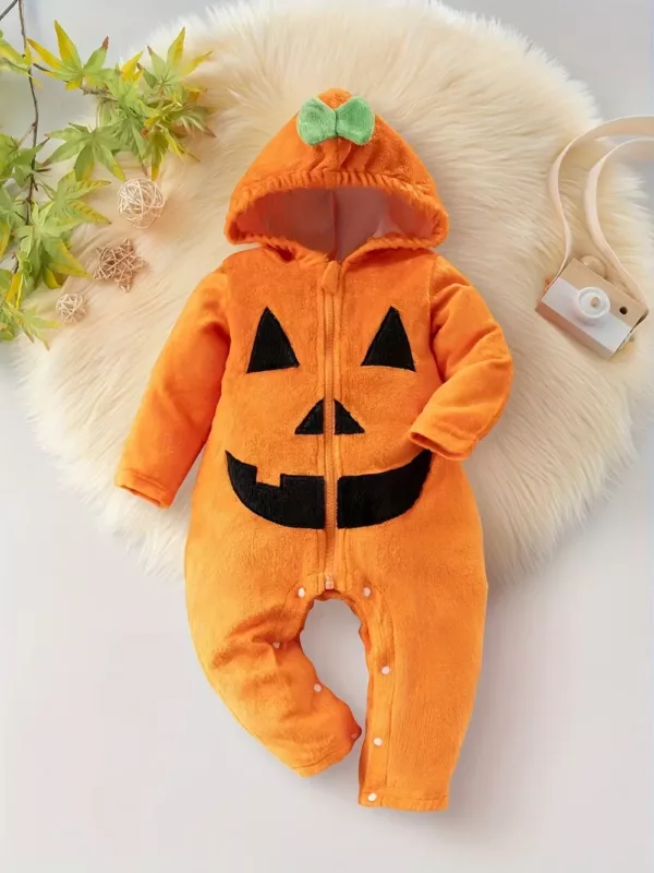 Combinaison bébé fille motif citrouille avec capuche et détails 3D festifs