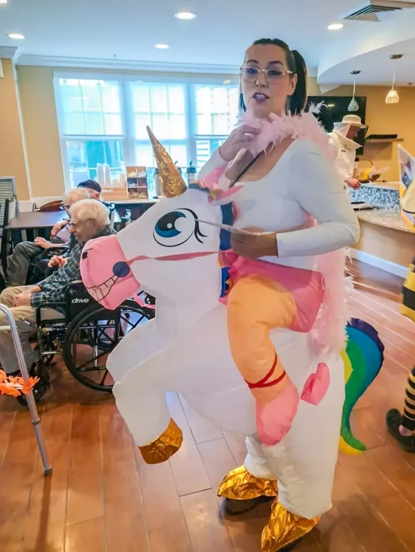 Costume gonflable licorne adulte – déguisement original pour soirée ou carnaval