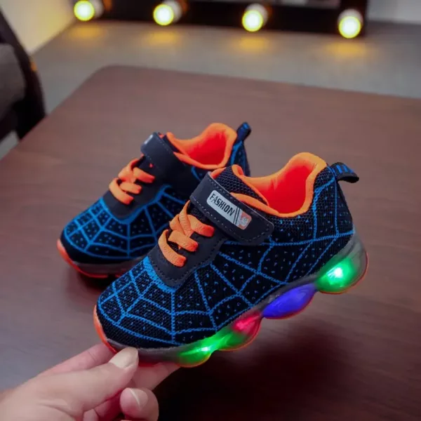 Baskets enfant à LED motif toile d'araignée – style lumineux Spider-Man