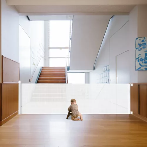 Barrière escalier rétractable en aluminium et PVC – sécurité enfant intérieur/extérieur