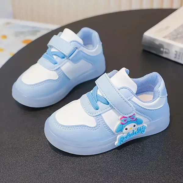 Sneakers LED fille à motif Hello Kitty – baskets lumineuses rechargeables