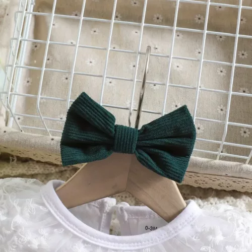 Ensemble robe bébé fille avec haut à manches longues – tenue de naissance douce