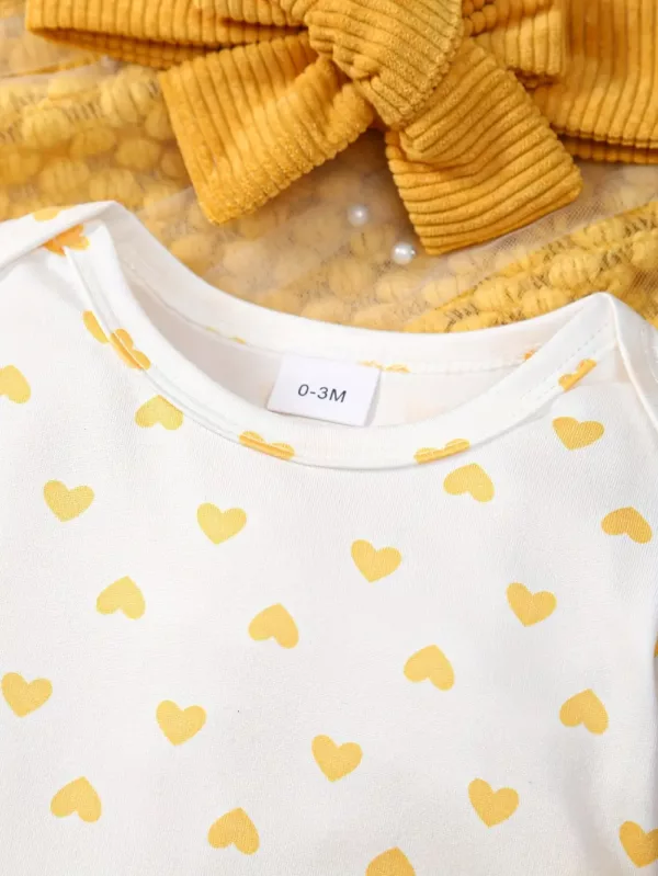 Ensemble 3 pièces bébé fille – barboteuse cœur, salopette velours, bandeau assorti