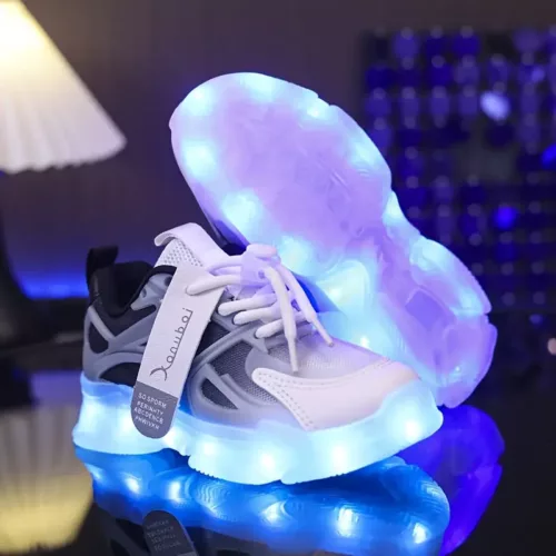 Baskets enfant à LED lumineuses – rechargeables et effet phosphorescent