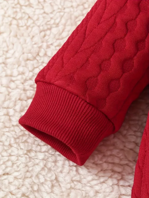 Combinaison naissance bébé fille en tricot avec capuche et col en fausse fourrure