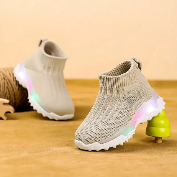 Chaussures de sport LED respirantes pour enfant – semelle lumineuse rechargeable