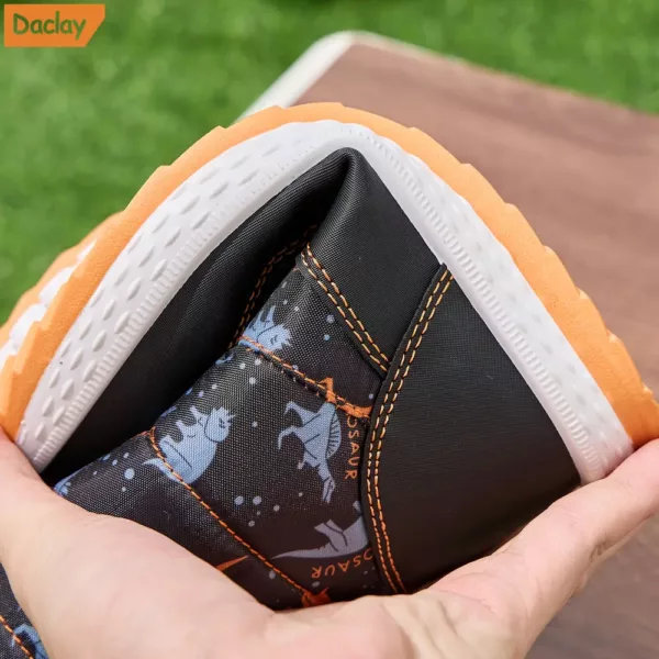 Bottes de neige enfant avec motif dinosaure et étoiles – doublure chaude et montantes