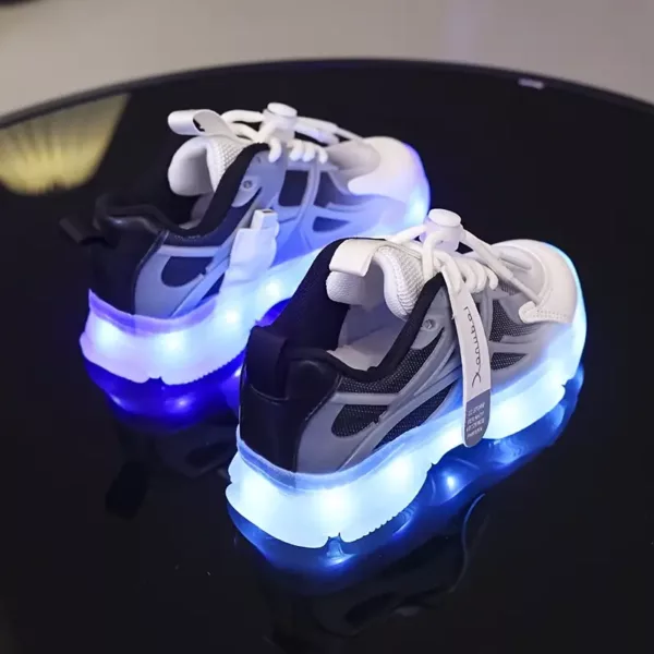 Baskets enfant à LED lumineuses – rechargeables et effet phosphorescent