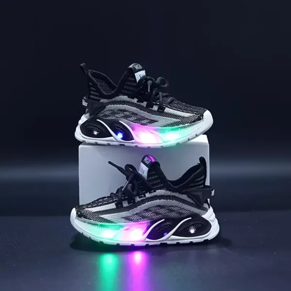 Baskets enfant en maille respirante avec semelles LED – confort et style