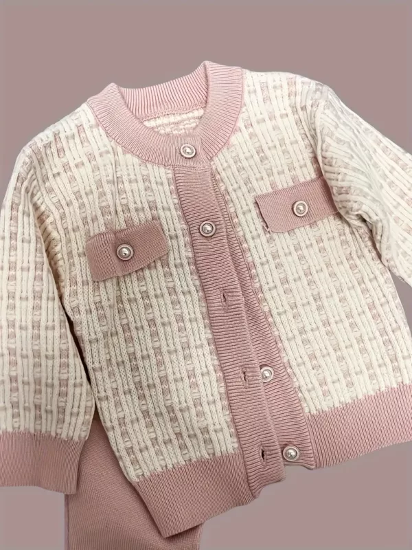 Ensemble naissance fille 3 pièces en tricot – veste, cardigan et pantalon doux