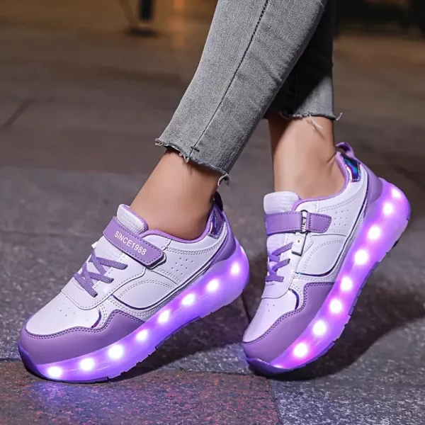Baskets LED enfants avec roues détachables – recharge USB et mesh respirant
