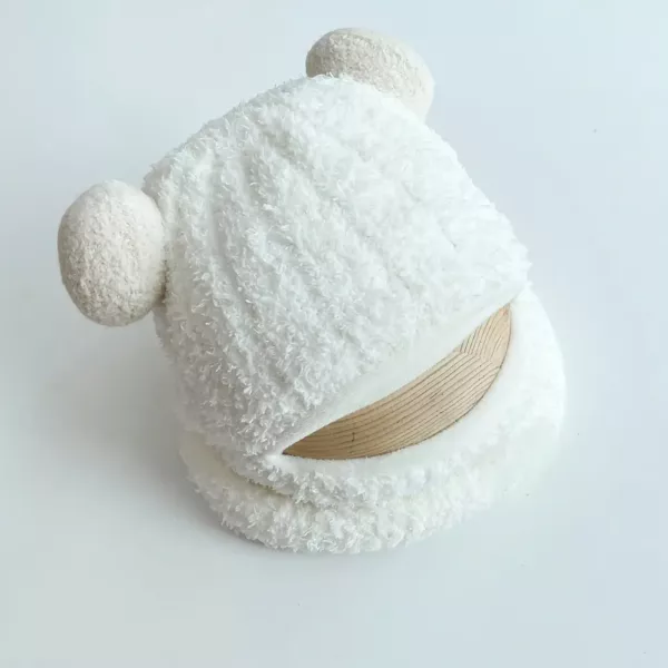 Bonnet à capuche enfant avec oreilles de loup – chaud et doux pour l’hiver