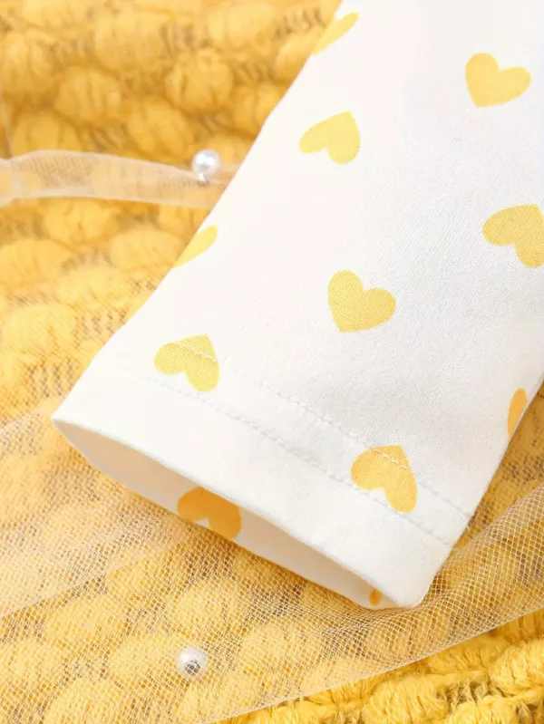 Ensemble 3 pièces bébé fille – barboteuse cœur, salopette velours, bandeau assorti