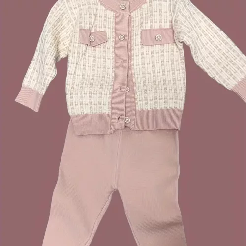 Ensemble naissance fille 3 pièces en tricot – veste, cardigan et pantalon doux