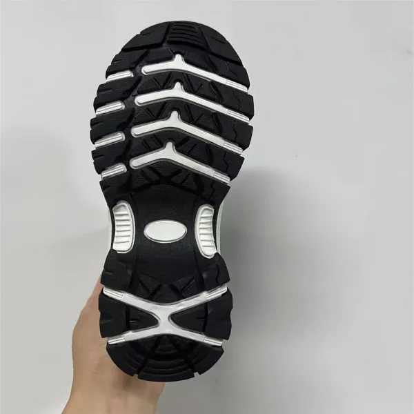 Bottes de neige enfant mi-hautes à lacets – doublure polaire chaude antidérapante