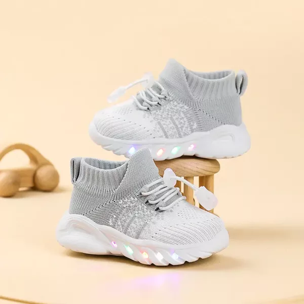 Baskets lumineuses fille – chaussures confort marche stylées 2025