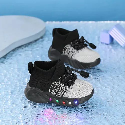 Baskets lumineuses fille – chaussures confort marche stylées 2025